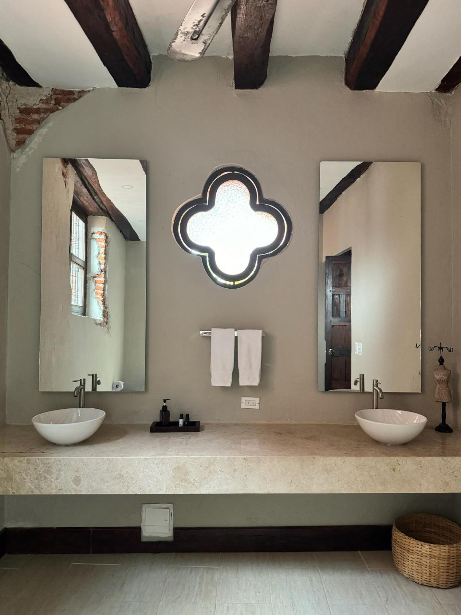 Casa Estrella Colonial Mansion